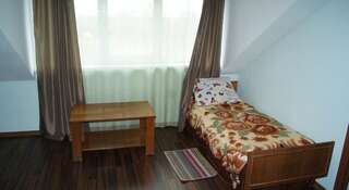 Гостевой дом Guesthouse Krasnyy Khutor Озерск Бюджетный двухместный номер с 2 отдельными кроватями-1